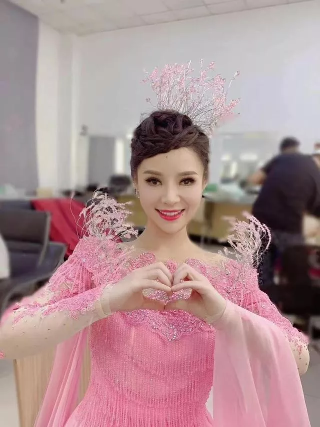 6位星光大道冠军现状:有人落魄有人离婚有人欠债卖菜