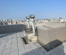 逢甲商圈惊悚一幕！儿冲上顶楼找父亲  低头吓见「倒卧2楼邻居露台」身亡