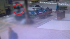 大货车未注意  女骑士出停车场切车道遭辗毙