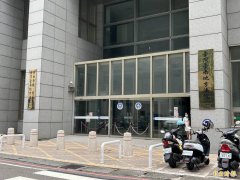 帮女研究生打「小强 」却偷拍闺房内裤 男侵犯隐私惨了