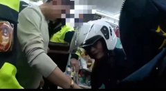 参加青山宫遶境走调！ 马国男喝醉大闹超商被管束