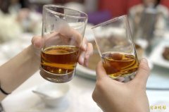 桃园男4拒酒测被罚117.9万元 执行官协助戒酒瘾、分期缴罚款