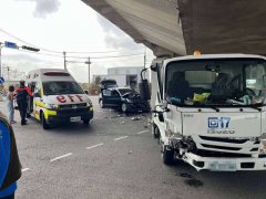 彰化鹿港轿车与公所资源回收车碰撞 3伤送医