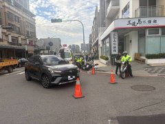 骑车擦撞转弯休旅车又撞号志杆 台中1菲籍移工送医不治