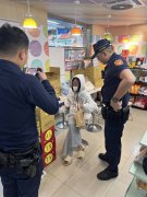 19岁女子订高价iPhone到超商取货却行窃 里长配合警方逮人