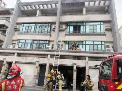 台南北区透天宅清晨失火 8旬翁受困2楼1动作成功自救