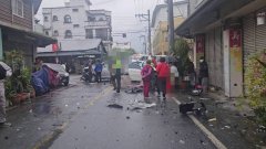 花莲警抓女车手！ 监控手狂飙逃逸 狠撞8旬嬷酿7伤