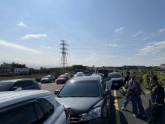 8车连环撞！耶诞节不平安  国道1号彰化路段8人轻伤送医