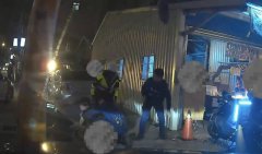 男子酒醉闯店家喊「我要杀人」 持菜刀挥舞毁损汽机车秒被逮