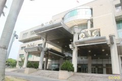 男子无照闯红灯撞死骑士 法官：红灯停绿灯行连孩童都懂