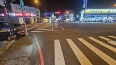 女骑士捡狗罐头被撞趴 肇逃驾驶到案