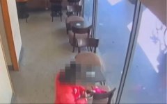 包包占位遭摸走6万爱马仕皮夹 北市警调监视器火速逮人