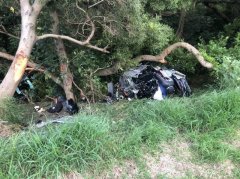 华航副机师驾奥迪国道狂飙失控惨亡 电子公司老板陪尬车判3年半定谳