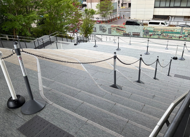 JR东日本暂时用围栏隔开平台。（图撷自「@spock_3rd」X帐号）