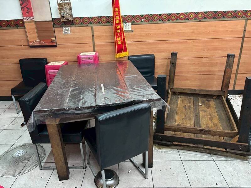 宜兰碧候温泉谢姓承办员，10日深夜在南澳一家小吃店被打伤，警方连夜查获7人到案。（图由警方提供）