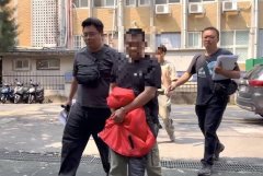 5吨「死人钱」灰烬乱倒山区！金炉业者省19万躲法规 检声押禁见