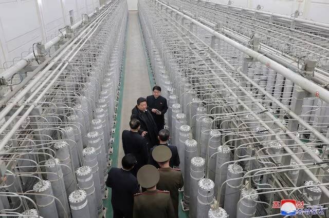 国际原子能总署署长葛罗西周三到访南韩，并在记者会上警示，北韩在核武器生产能力上取得了「突破性」进展。（路透社）