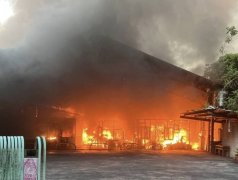 台南关庙工厂火警 烈焰猛窜