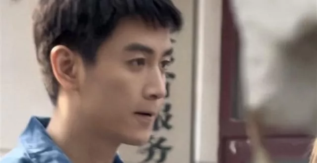 39岁陈晓现身青岛路透状态回春,为戏暴瘦三十斤又找回少年感