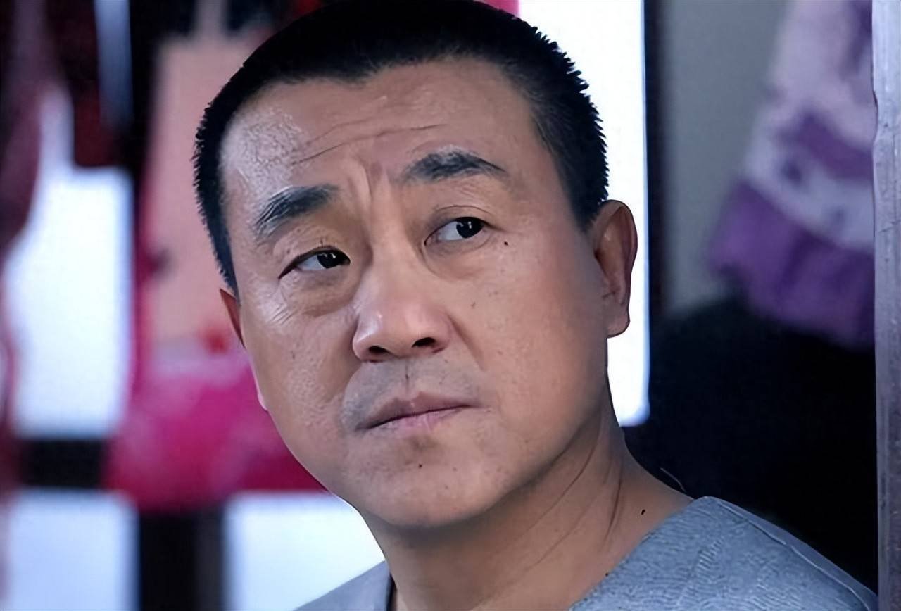 “国家一级演员”何冰的消失 不仅是娱乐圈的悲哀 更是损失!