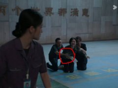 上热搜!悲情戏中男群演面带笑容揉搓女主胸部 舆论炸锅