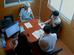 7旬翁往返金厦带货谋生 忘了口袋半颗猪肉饭团挨罚20万