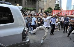 中国《央视》嗨称「日本快要什么都缺了」 惨遭自家网友呛翻